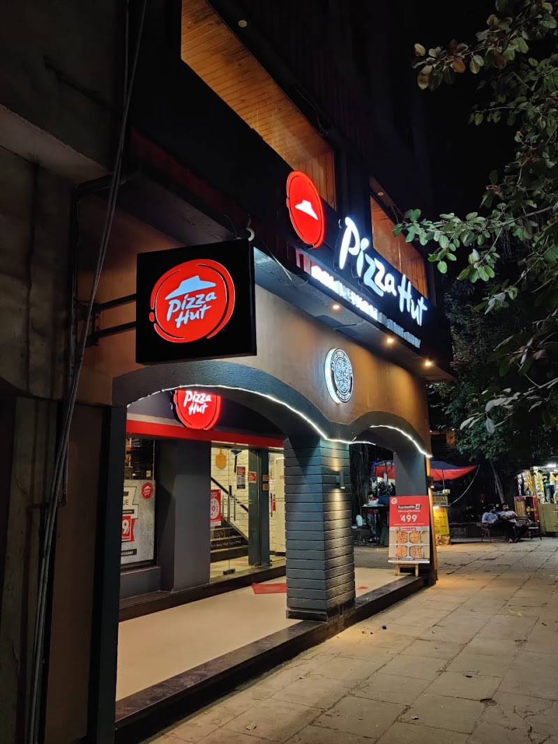 Comfort Rooms PG - Comfort Rooms PG 9B, Lane No. 4, near kotak Mahindra ATM, metro (Near Made Easy, IGNOU Rd, near saket, Saiyad ul Ajaib, Saket, New Delhi, Delhi 110030, India
