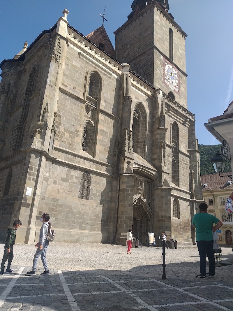 Brașov - Brașov, Bulevardul Gării 1A, 500148 Brașov, Romania