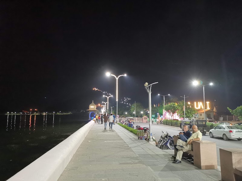 Fateh Sagar Pal - Fateh Sagar Pal Fateh Sagar Lake, Udaipur, Rajasthan 313004, India