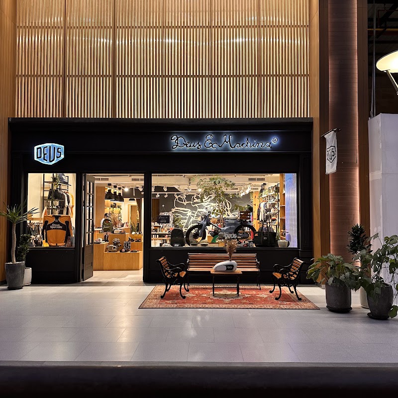 Deus Ex Machina - Discovery Shopping Mall - Deus Ex Machina - Discovery Shopping Mall, Jl. Kartika Plaza Discovery Shopping Mall GF A-20, Kuta, Kec. Kuta, Kabupaten Badung, Bali 80361, Indonesia