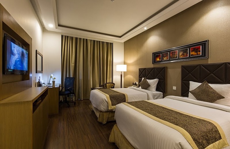 The Grand JBR - The Grand JBR CF-129, Viraj Khand Rd, Viraj Khand-4, Viraj Khand, Gomti Nagar, Lucknow, Uttar Pradesh 226010, India