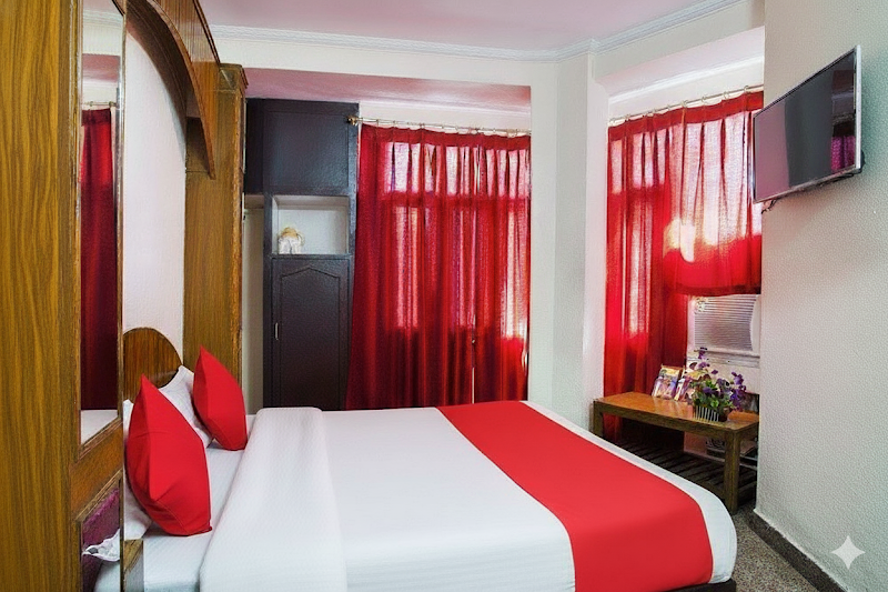 Hotel Raghunath Jammu - Hotel Raghunath Jammu VIP Gate, Hari Market Road, opp. Raghunath Temple, Shalamar, Old Heritage City, Jammu, 180001