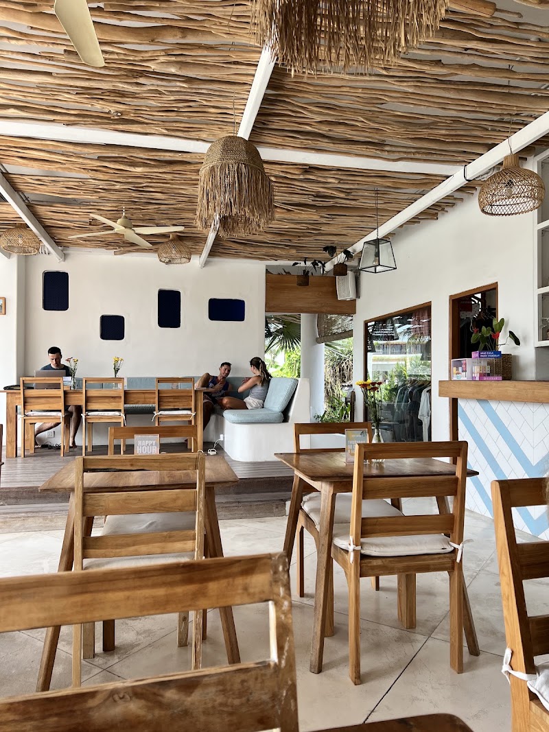 Alternative Beach - Alternative Beach Jl. Pantai Batu Bolong No.78, Canggu, Kec. Kuta Utara, Kabupaten Badung, Bali 80361, Indonesia