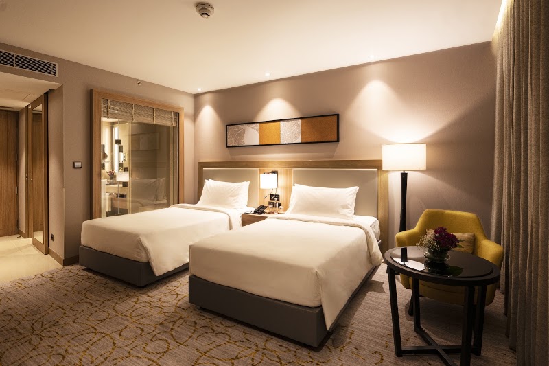 LYFE HOTELS BHUBANESWAR - LYFE HOTELS BHUBANESWAR C-5, Road No-8, Janpath Rd, opposite Kali Temple, Bhoinagar, Bhubaneswar, Odisha 751022, India