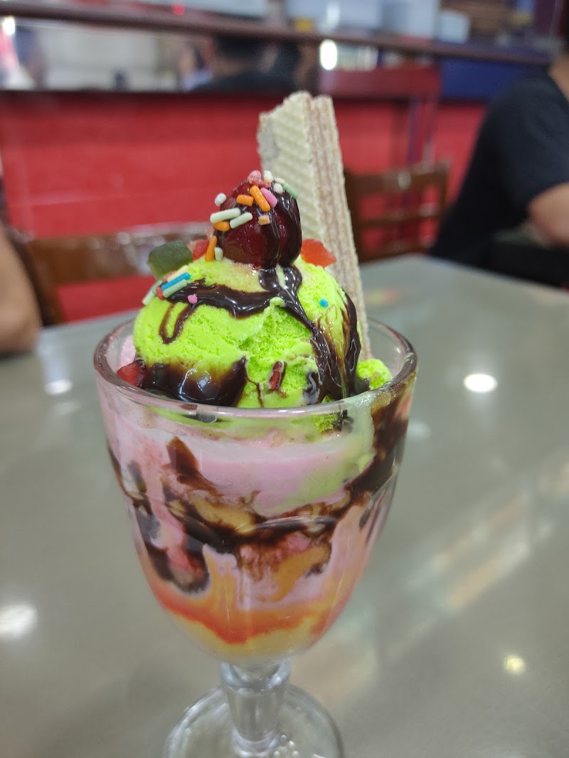 Top Ten Restaurant & Cafeteria
