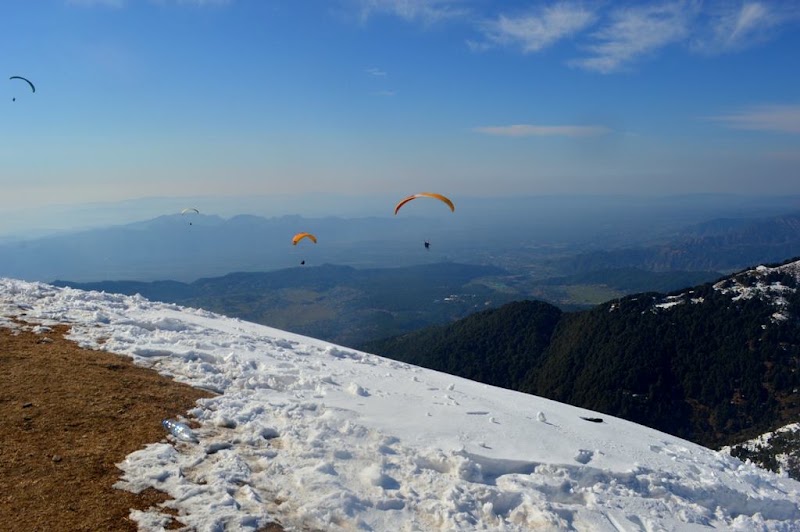 Travel Bir Billing - Paragliding in Bir Billing - Travel Bir Billing - Paragliding in Bir Billing Paragliding Landing site, Bir, Suja, Himachal Pradesh 176077, India