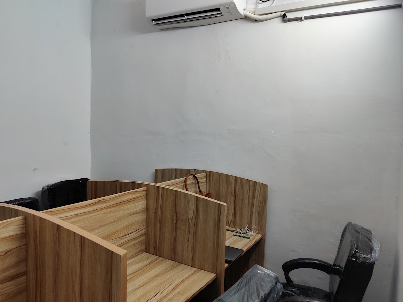 THE TARGET Library - THE TARGET Library Basement C-120, Near, Huda Market Rd, Kendriya Vihar, Sector 56, Gurugram, Haryana 122011, India