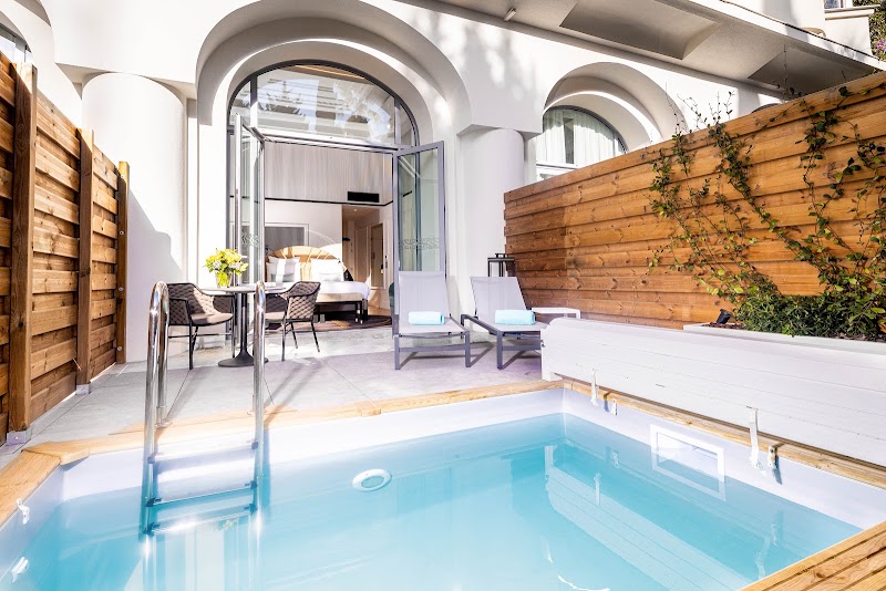 The 1932 Hotel & spa Cap d'Antibes - MGallery Collection - The 1932 Hotel & spa Cap d'Antibes - MGallery Collection, 5 Av. Saramartel, 06160 Antibes, France