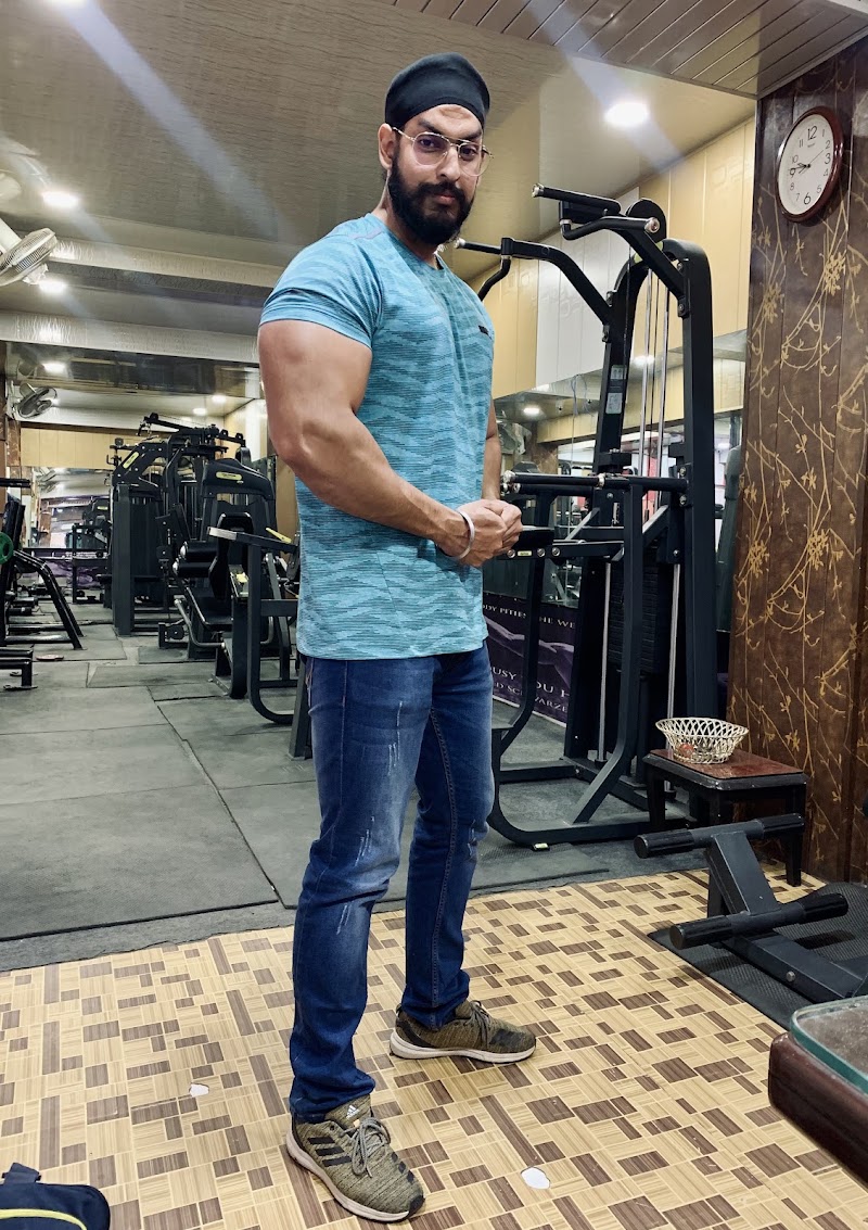 RED ROCKS THE GYM - RED ROCKS THE GYM, 189, near shivaji park, Sarwal, Lower Laxmi Nagar, Jammu, 180005