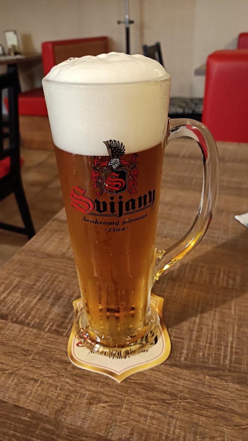 Columbus burger restaurant - Columbus burger restaurant 3, Heydukova 164, Vnitřní Město, 397 01 Písek-Písek 1, Czechia