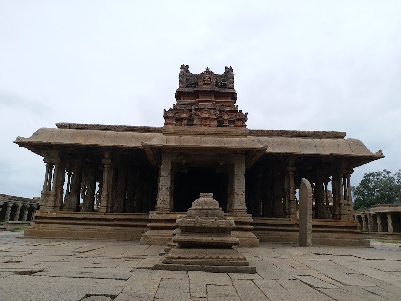 Gagan Mahal, Anegundi - Gagan Mahal, Anegundi, 9F3V+223, Anegundi, Karnataka 583227, India
