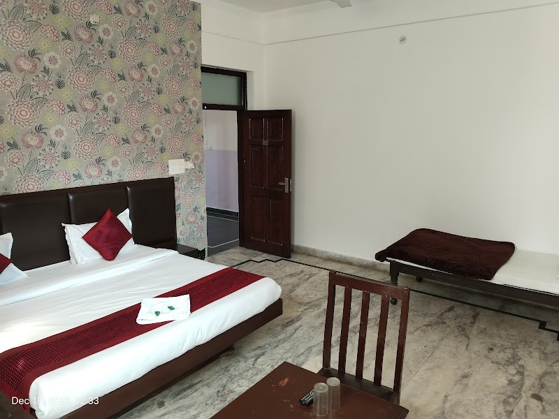 Hotel Shivanta Laxmanjhula - Hotel Shivanta Laxmanjhula, Tapovan, Badrinath Marg, laxman jhoola, Rishikesh, Jonk, Uttarakhand 249192, India