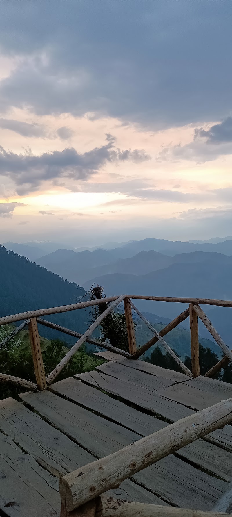 Suri Homestay - Suri Homestay, College Road, Banikhet, Dalhousie, Himachal Pradesh 176303, India