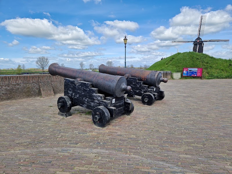 Fortified City of Heusden - Fortified City of Heusden, Stadshaven 4, 5256 BA Heusden, Netherlands