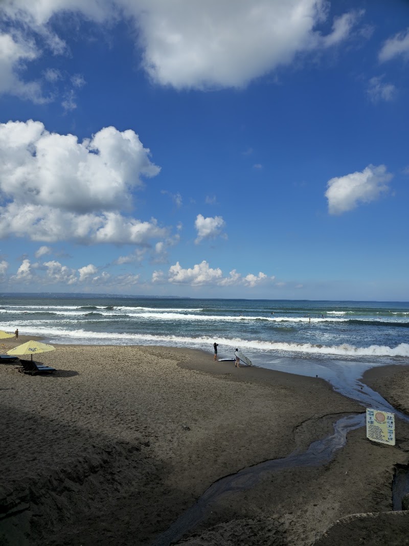 Sand Bar - Sand Bar Jl. Pantai Batu Bolong, Canggu, Kec. Kuta Utara, Kabupaten Badung, Bali 80351, Indonesia