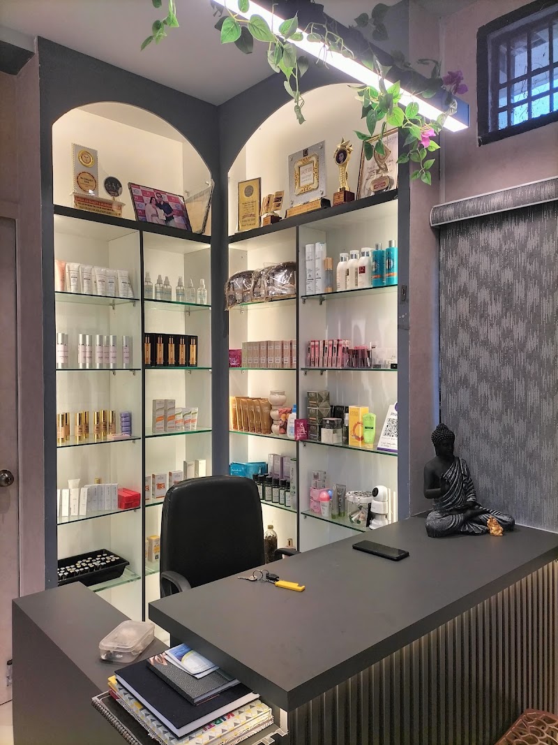 An Apple Beauty Salon - An Apple Beauty Salon, Face-2, near Ramakrishna Hospital, above Jain Provision Store, Lalpur, Raipur, Tikrapara, Chhattisgarh 492015, India