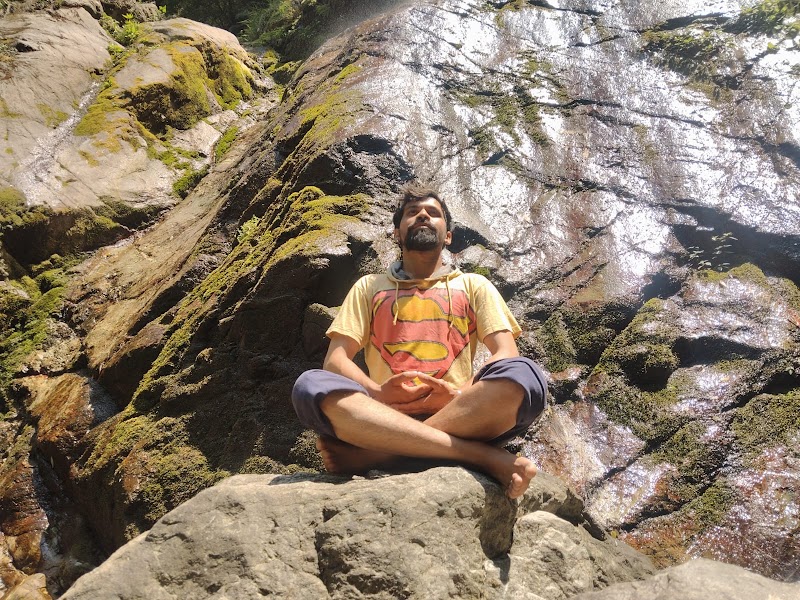 Dunikhal Waterfall - Dunikhal Waterfall CF5C+QR, Naina Range, Uttarakhand 263132, India