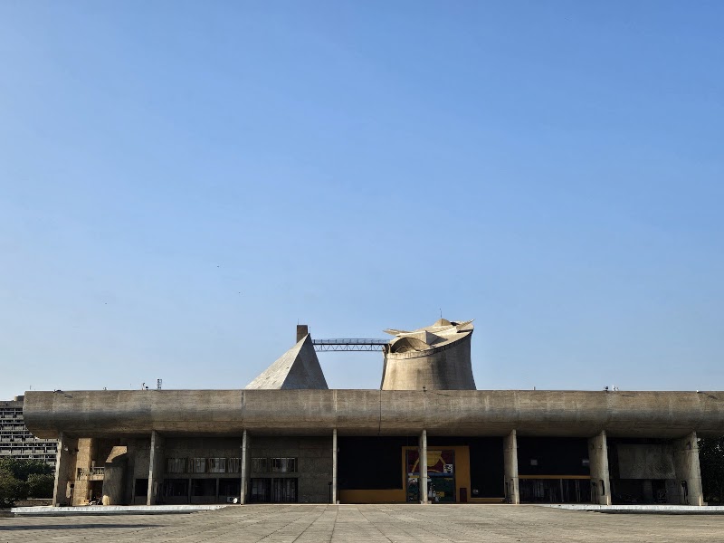 Capitol Complex Tourist Center - Capitol Complex Tourist Center HIGH COURT, Capitol Complex, सेक्टर 1, Chandigarh, चंडीगढ़ 160001, India