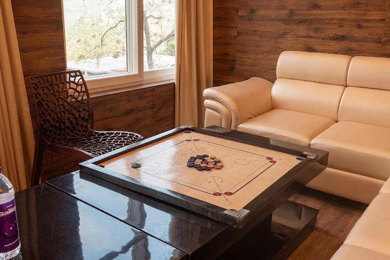 Mountain Villa Mussoorie - Mountain Villa Mussoorie, Kempty Fall Road, Charleville, Mussoorie, Uttarakhand 248179, India