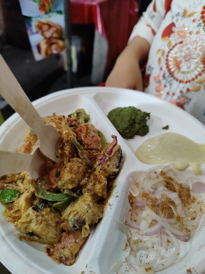 Shri Veggie Adda - Shri Veggie Adda B V Baug Lane, Tilak Rd, opp. Pavillion Veg Rest, Raja Wadi, Sindhu Wadi, Ghatkopar East, Mumbai, Maharashtra 400077, India