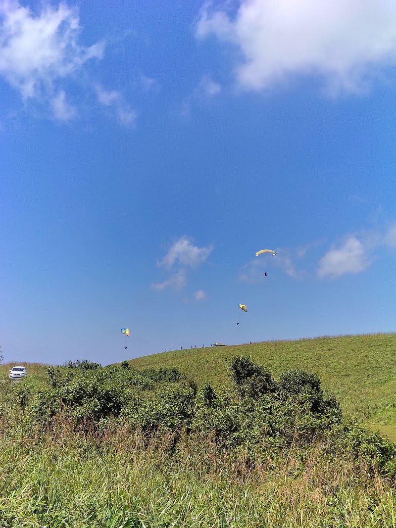 Vagamon Paragliding - Vagamon Paragliding JWQC+4J, Vagamon, Keralam 685501, India