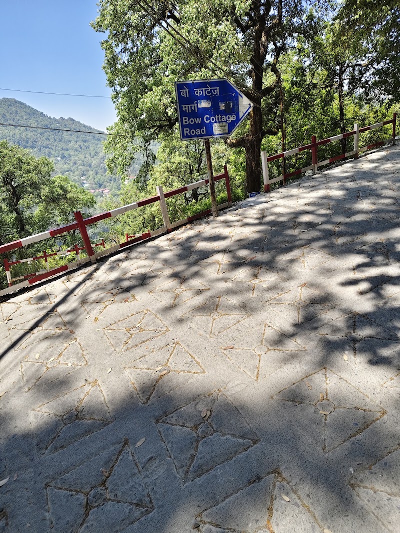 Snow View Point Trek starting point - Snow View Point Trek starting point 9FR4+J9Q, Colvin Rd, Mallital, Nainital, Uttarakhand 263001, India