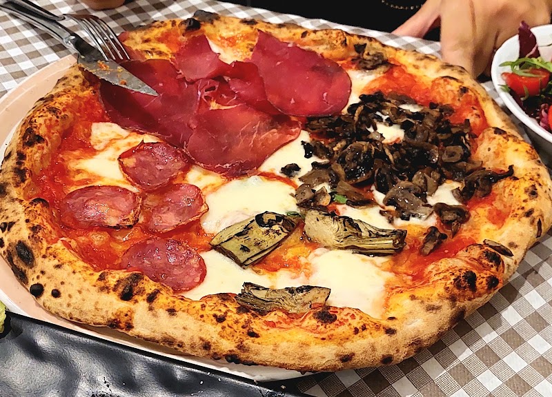 Pizzeria La Spiga - Pizzeria La Spiga, Lerchenfelder Str. 65, 1070 Wien, Austria