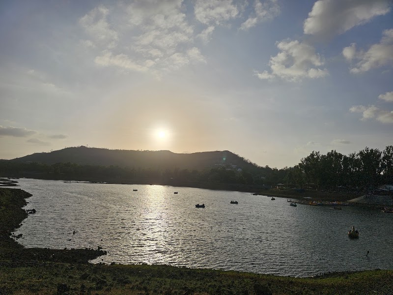 Saputara Lake View Point - Saputara Lake View Point HP9W+WJR, Saputara, Gujarat 394720, India