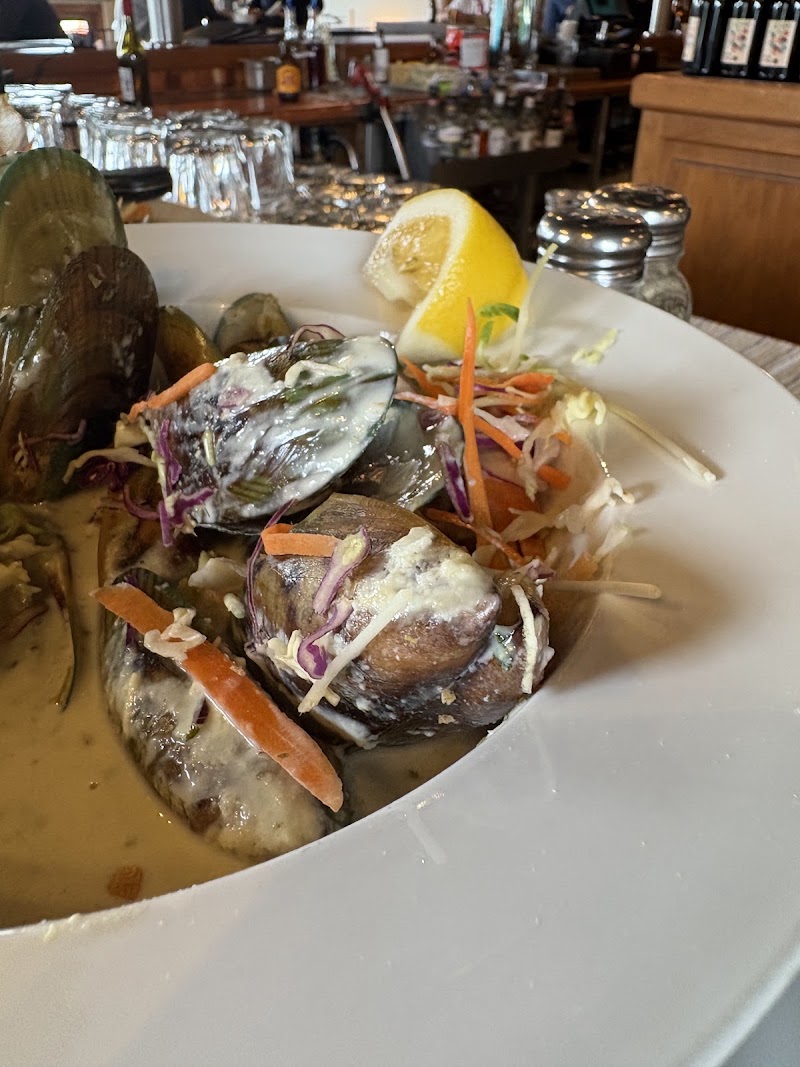 Lake Bar - Lake Bar, 155 Ardmore Street, Wānaka 9305, New Zealand