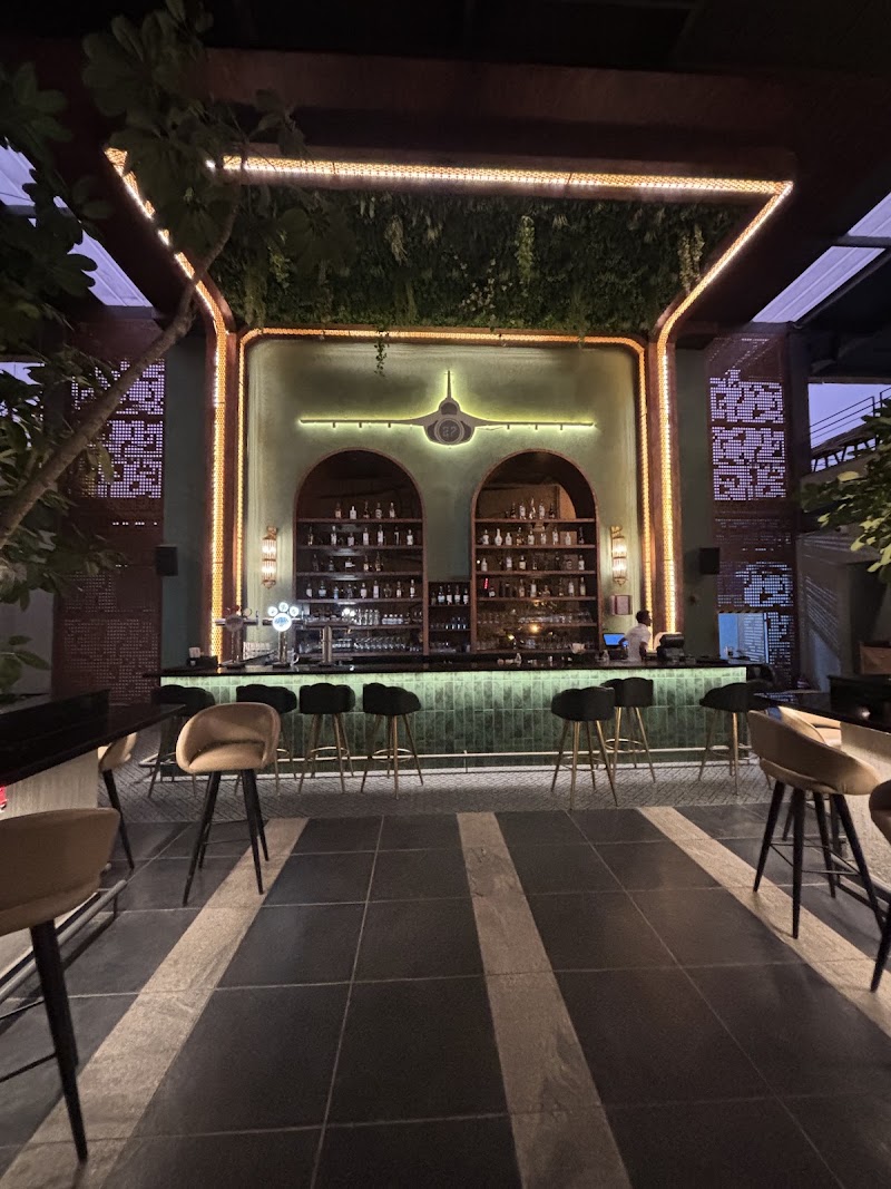 Runway 27 Taproom and Kitchen - Runway 27 Taproom and Kitchen Yemalur Main Rd, Marathahalli Village, Marathahalli, Bengaluru, Karnataka 560037, India