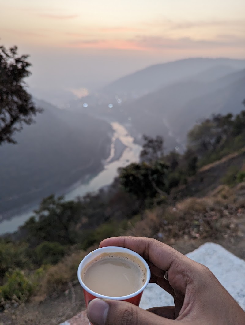 Kyarki Viewpoint - Kyarki Viewpoint 48PW+VX3, Neergarh Waterfall Rd, Kyarki, Uttarakhand 249192, India