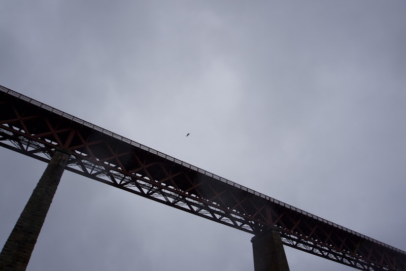 Forth Bridge Memorial, South Queensferry - Forth Bridge Memorial, South Queensferry, Queensferry, South Queensferry EH30 9TB, UK