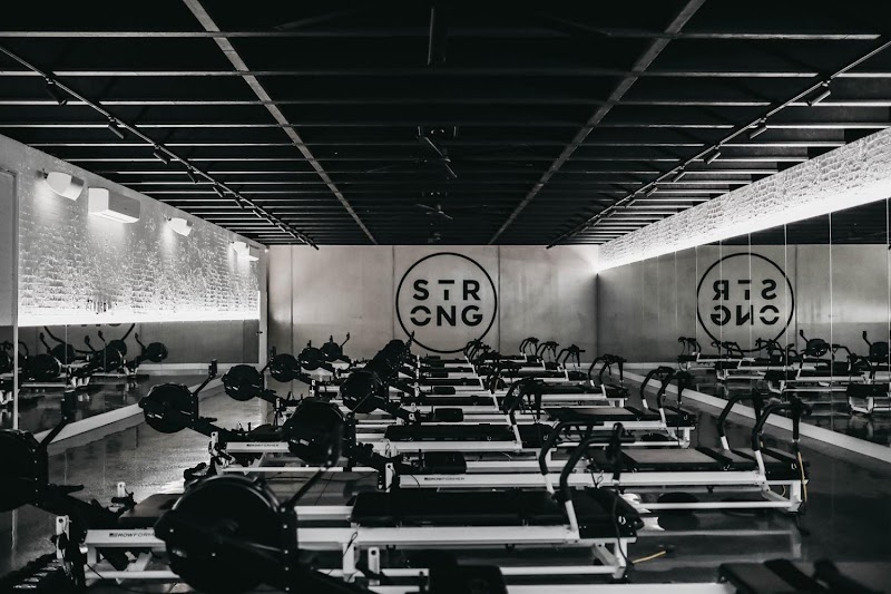 STRONG Pilates Warren Street - STRONG Pilates Warren Street, 154 Drummond St, London NW1 2PA, UK