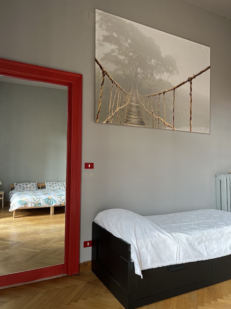 The Window on the courtyard, Entire Apartment - La Finestra sul cortile, Intero Appartamento - The Window on the courtyard, Entire Apartment - La Finestra sul cortile, Intero Appartamento, Via Guerrazzi, 6, 40125 Bologna BO, Italy