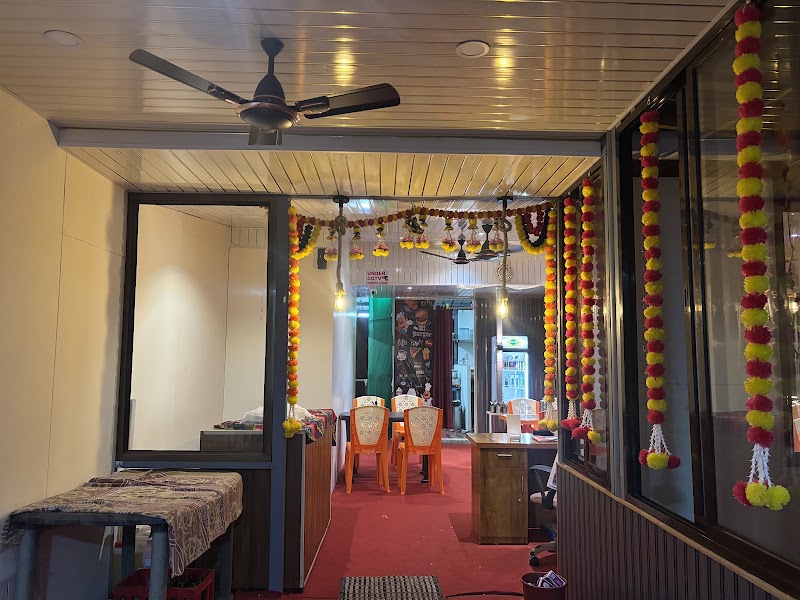 Hotel PurnaBramha Pure Veg Family Restaurant - Hotel PurnaBramha Pure Veg Family Restaurant Old Datta Mandir, Tarkarli Rd, Wayari, Kalethar, Maharashtra 416606, India