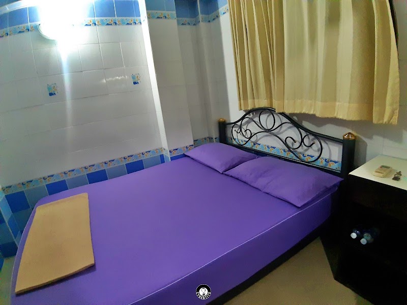 At Home Guest House - At Home Guest House 117 Thanon Tanao, Khwaeng Wat Bowon Niwet, Khet Phra Nakhon, Krung Thep Maha Nakhon 10200, Thailand