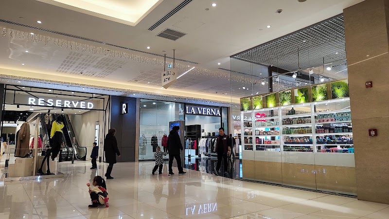 Abu Dhabi Plaza - Abu Dhabi Plaza Syganak St 60/5, Astana 020000, Kazakhstan