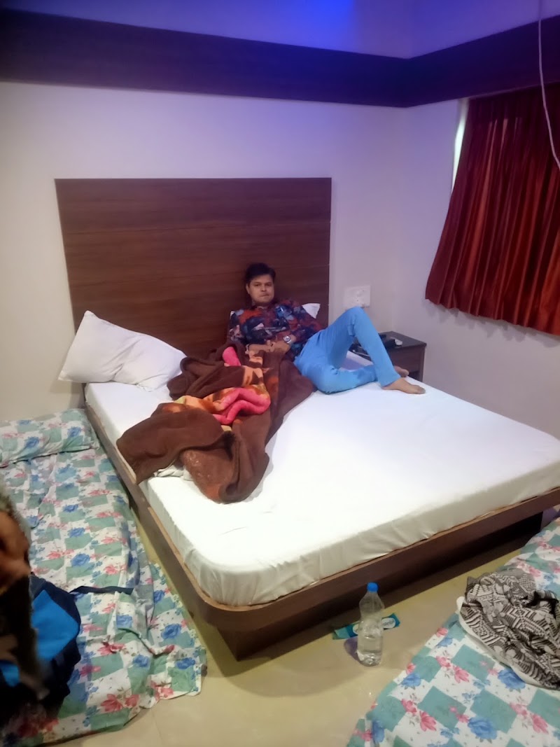 Hotel Jagat - Hotel Jagat, Bunder Chowk, Fort Rd, near ICICI Bank, Diu, Dadra and Nagar Haveli and Daman and Diu 362520, India