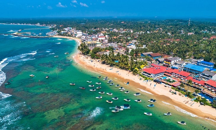 Hikkaduwa Beach
