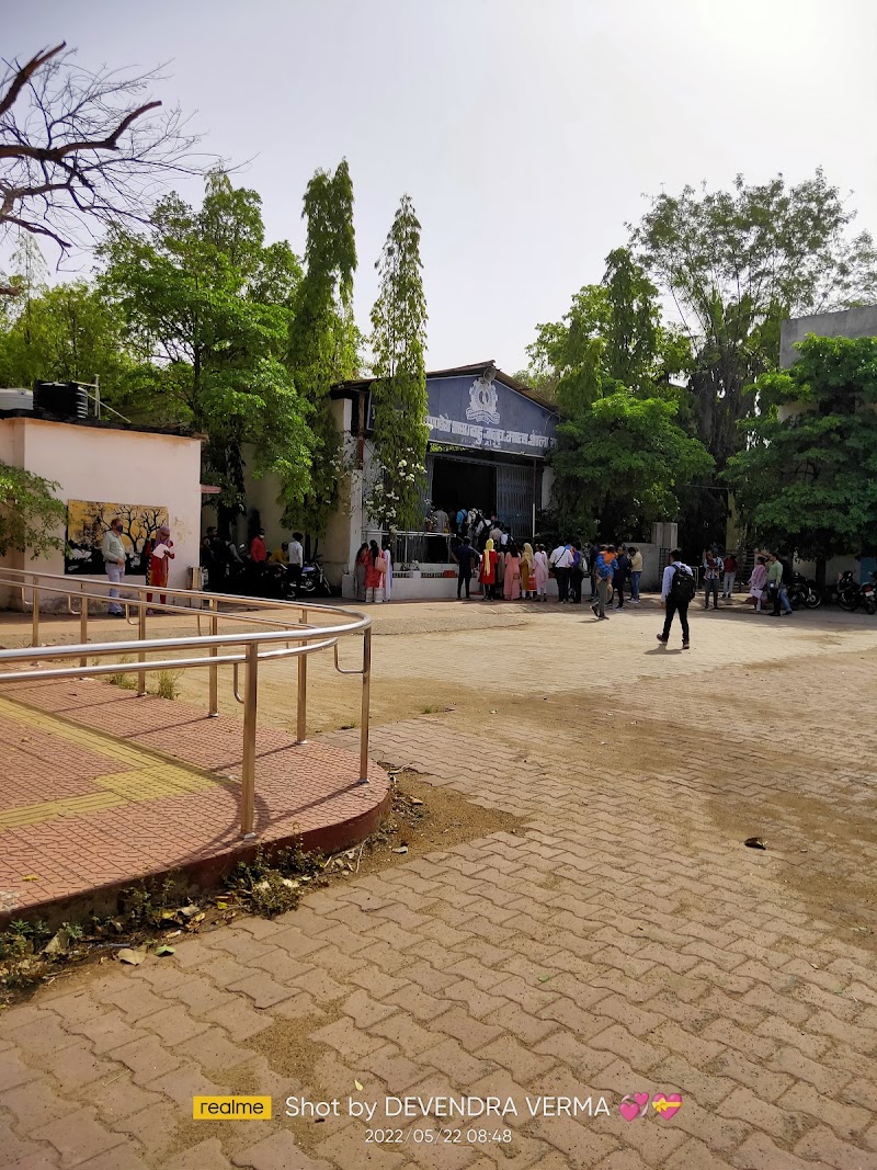 Prof.J.N Pandey Shaa. Bahu. Uchch. Maha. Vidyalaya - Prof.J.N Pandey Shaa. Bahu. Uchch. Maha. Vidyalaya, 6JQR+5RF, Byron Bazar, Janta Colony, Raipur, Chhattisgarh 492001, India