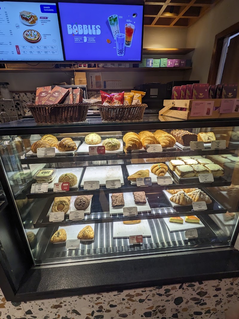 Third Wave Coffee - Third Wave Coffee, Syndicate No. 7/1, Sparsh Hospice for Palliati, 2002, Khajaguda - Nanakramguda Rd, next to Oakridge International School, Serilingampalle (M), Khajaguda, Telangana 500104, India