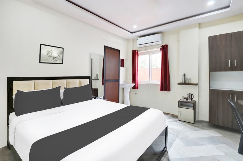 Super Hotel O by OYO MVP Double Road - Super Hotel O by OYO MVP Double Road Plot No 19, MVP Sector 7, Sector 5, MVP Colony, Visakhapatnam, Andhra Pradesh 530017, India