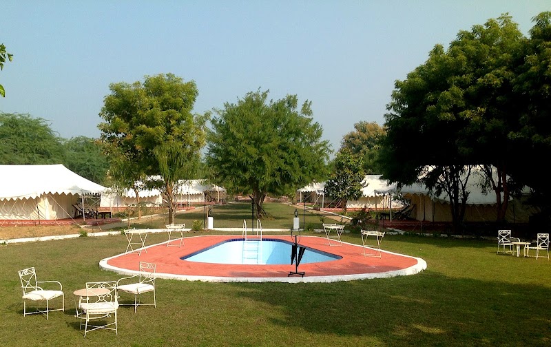Bhadrawati Safari Lodge Ranthambore - Bhadrawati Safari Lodge Ranthambore, Ranthambore Road, Village Sewati Khurd Post Office Daulatpura Tehsil Khandar, Ranthambore Cir, Sawai Madhopur, Sewti Khurd, Rajasthan 322001, India