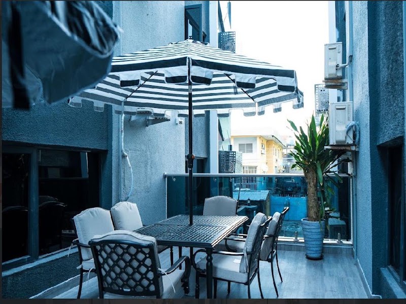 Main Avenue Residence - Main Avenue Residence 5 Seriki Abass Cres, Oshodi-Isolo, Lagos 102214, Lagos, Nigeria