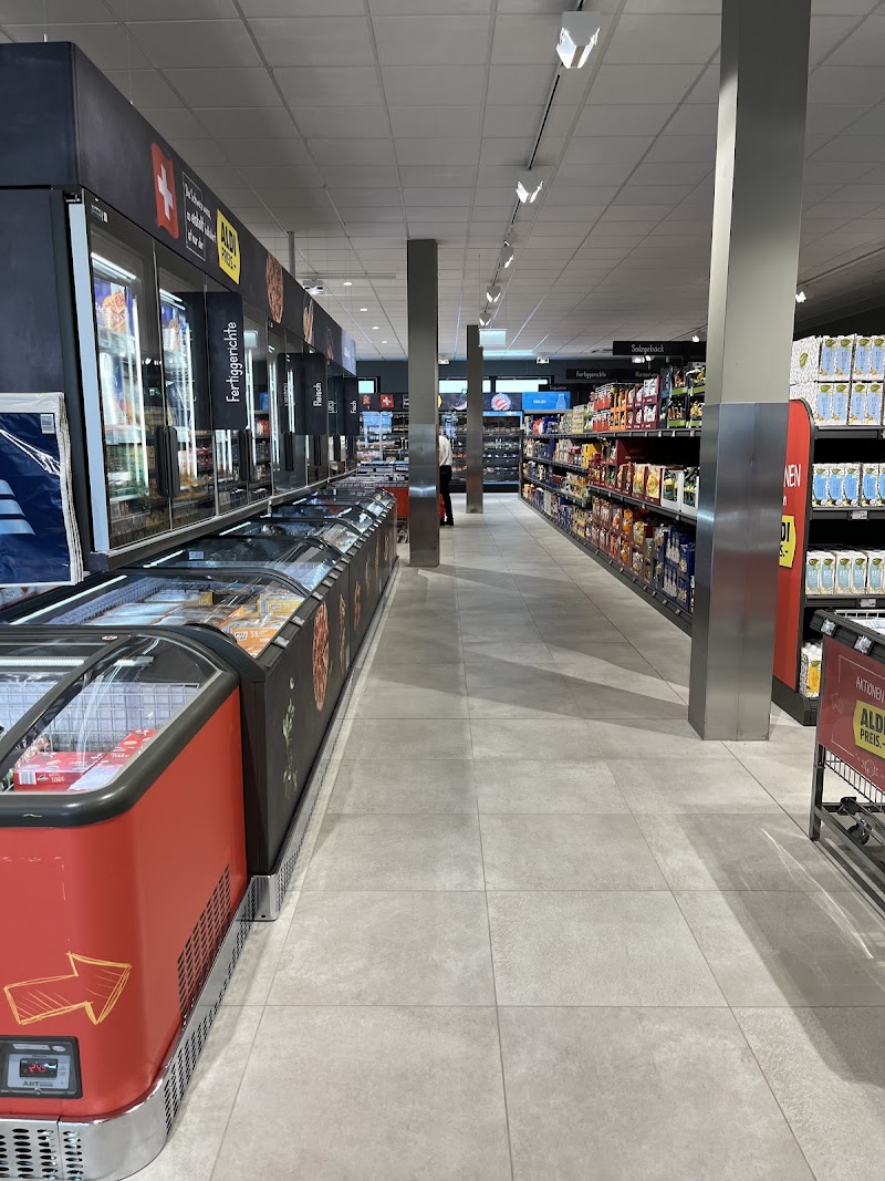 ALDI SUISSE - ALDI SUISSE, Dietlimoosplatz 1, 8134 Adliswil, Switzerland
