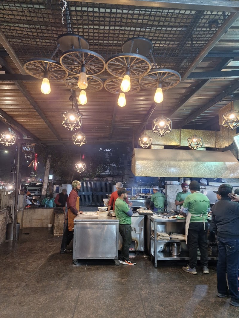 Kale Da Dhaba - Kale Da Dhaba Kacheri Chownk, Green Avenue, Amritsar, Punjab 143001, India
