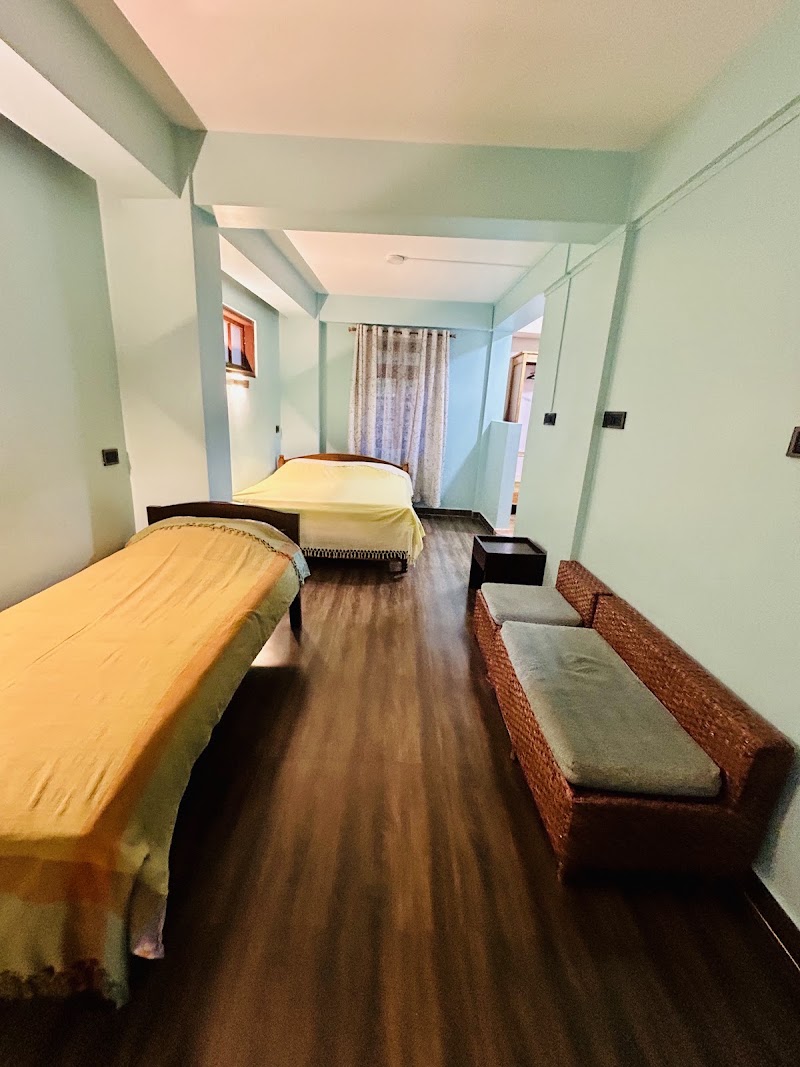 Apple Cherry Pine Green Homestay - Apple Cherry Pine Green Homestay Lane1, Risa Colony, Wahdienglieng, Malki, Shillong, Meghalaya 793003, India