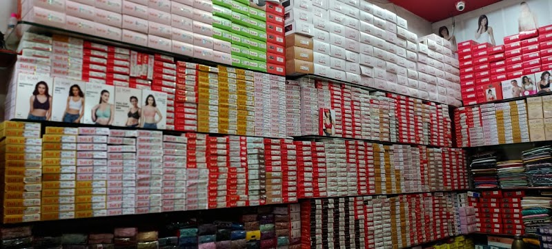 Look Me - Look Me, Jain Book Depot, Main Road, Sadar Bazar Rd, Satti Bazar, Bajinath Para, Raipur, Chhattisgarh 492001, India