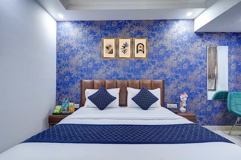 hotel king plaza - hotel king plaza A 208 Road 5, Street No. 9, Block RZ, Mahipalpur Village, Mahipalpur, New Delhi, Delhi 110037, India