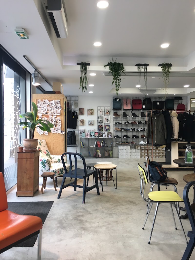 Aujourd'hui Demain - Aujourd'hui Demain 42 Rue du Chemin Vert, 75011 Paris, France